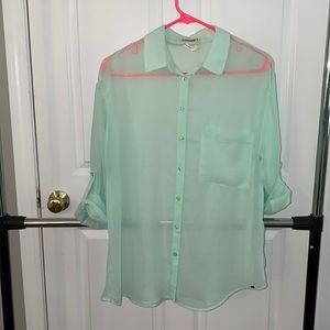 Long sleeve button up
